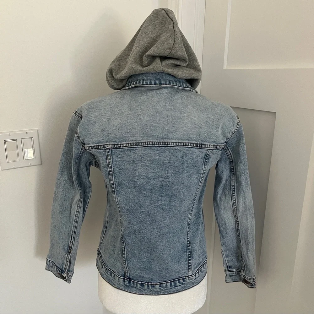 Treasure & Bond light blue Hoodie Jean Jacket Girls Sz L   (10-12) *O5